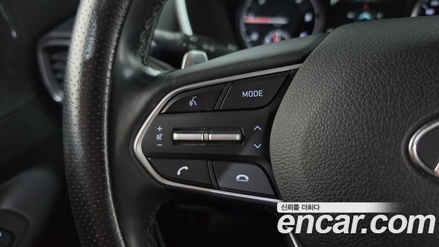 Hyundai Santa Fe Diesel 2.2 2WD Premium 2021 — фото 16