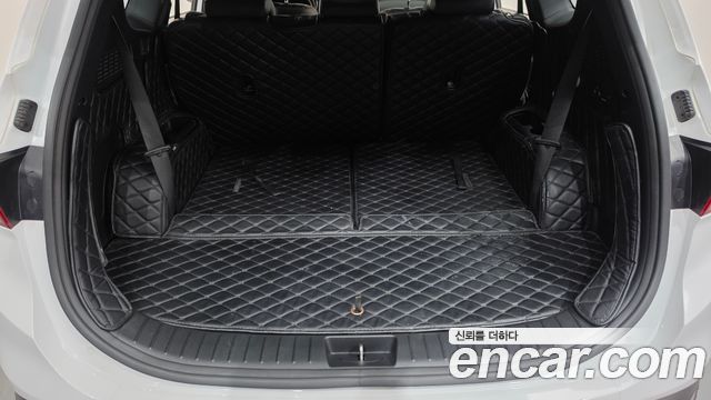 Hyundai Santa Fe Diesel 2.2 2WD Premium 2021 — фото 18