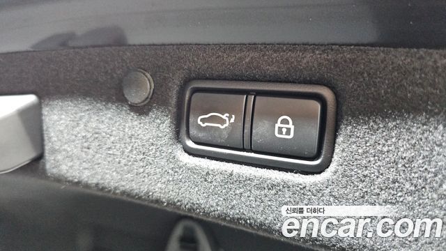 Hyundai Grandeur (IG) 3.0 Exclusive Special 2019 — фото 33
