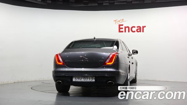 Jaguar XJ 3.0 SC AWD Portfolio LWB X351 2016 — фото 4