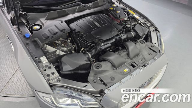 Jaguar XJ 3.0 SC AWD Portfolio LWB X351 2016 — фото 6