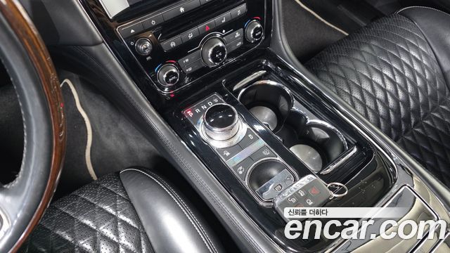 Jaguar XJ 3.0 SC AWD Portfolio LWB X351 2016 — фото 9