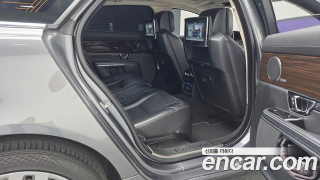 Jaguar XJ 3.0 SC AWD Portfolio LWB X351 2016 — фото 12
