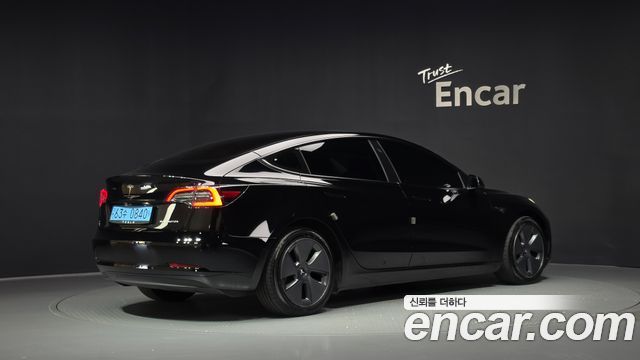Tesla Model 3 Long Range AWD 2022 — фото 2