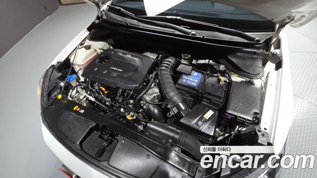 Hyundai Avante (AD) 1.6 e-VGT SMART Special 2016 — фото 6