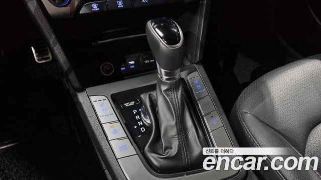 Hyundai Avante (AD) 1.6 e-VGT SMART Special 2016 — фото 9