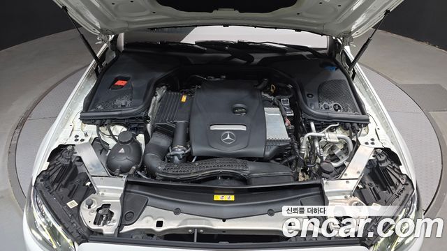 Mercedes-Benz E-Class (W213) E200 Avantgarde 2017 — фото 6