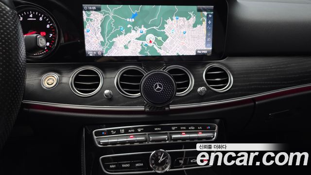 Mercedes-Benz E-Class (W213) E200 Avantgarde 2017 — фото 14