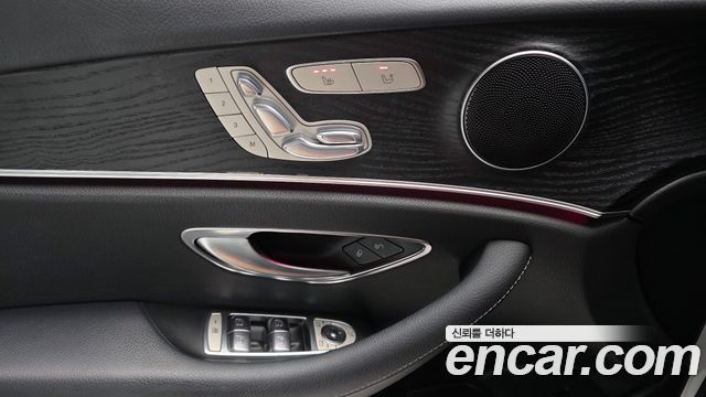 Mercedes-Benz E-Class (W213) E200 Avantgarde 2017 — фото 19
