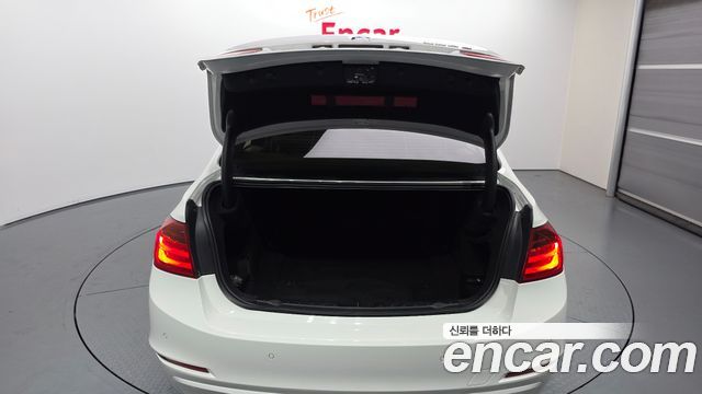 BMW 3 Series (F30) 320d 2015 — фото 24