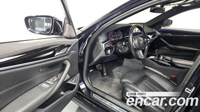 BMW 5 Series (G30) 530i M Sport Package 2023 — фото 10