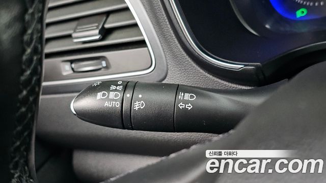 Renault Korea QM6 Gasoline 2WD RE Signature 2019 — фото 16