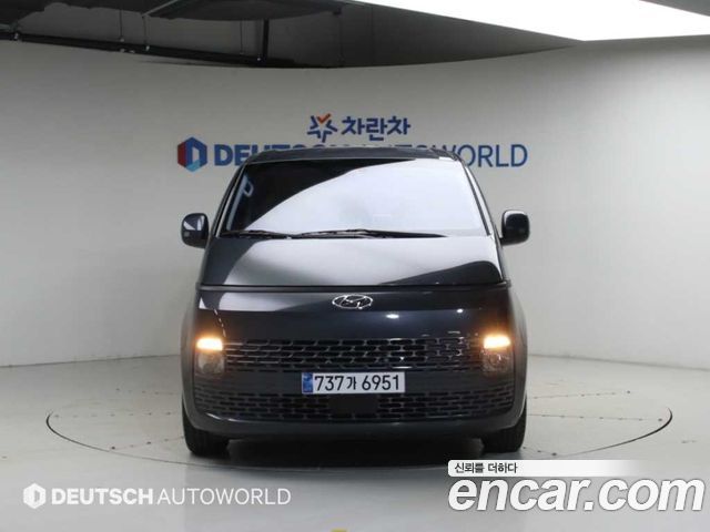 Hyundai Staria Tourer 11-Seater Modern 2022 — фото 3