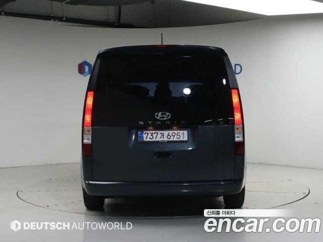 Hyundai Staria Tourer 11-Seater Modern 2022 — фото 4