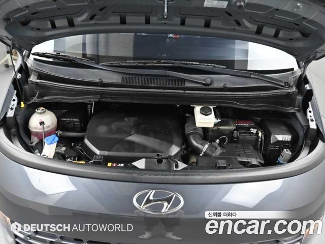Hyundai Staria Tourer 11-Seater Modern 2022 — фото 6