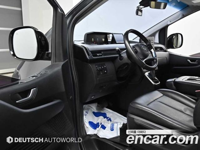 Hyundai Staria Tourer 11-Seater Modern 2022 — фото 15