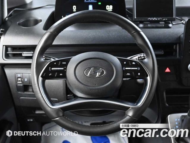 Hyundai Staria Tourer 11-Seater Modern 2022 — фото 17