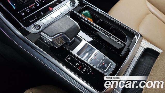 Audi Q8 (4M) 45 TDI Quattro Premium 2021 — фото 9