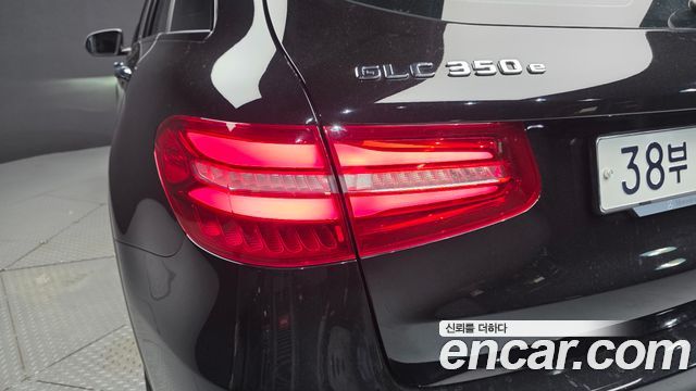 Mercedes-Benz GLC-Class (X253) GLC350e 4MATIC 2019 — фото 23