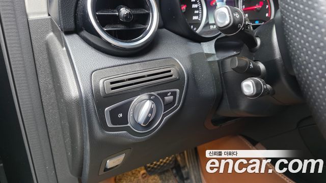Mercedes-Benz GLC-Class (X253) GLC350e 4MATIC 2019 — фото 28