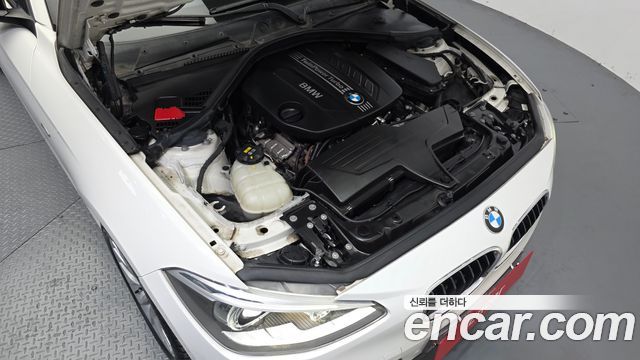 BMW 1 Series (F20) 118d Sport 5Door 2015 — фото 6