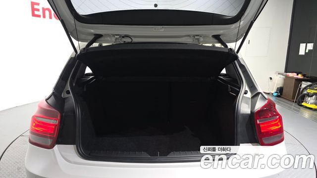 BMW 1 Series (F20) 118d Sport 5Door 2015 — фото 20