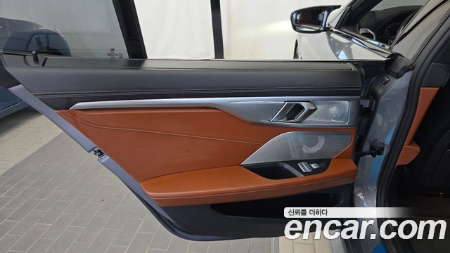 BMW 8 Series (G15) M850i xDrive Gran Coupe 2023 — фото 25