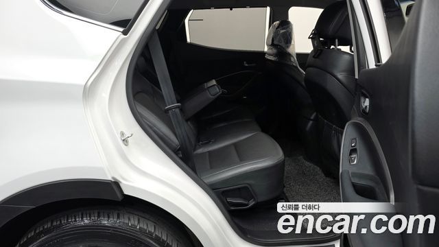 Hyundai Santa Fe (DM) Diesel(e-VGT) 2.0 4WD Premium 2015 — фото 11