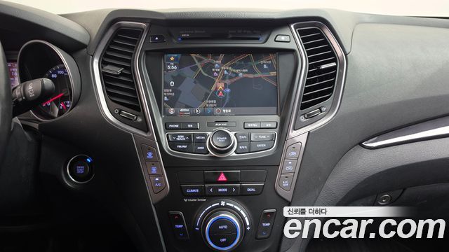 Hyundai Santa Fe (DM) Diesel(e-VGT) 2.0 4WD Premium 2015 — фото 12