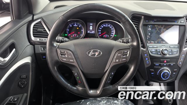 Hyundai Santa Fe (DM) Diesel(e-VGT) 2.0 4WD Premium 2015 — фото 13