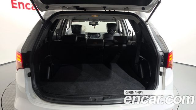 Hyundai Santa Fe (DM) Diesel(e-VGT) 2.0 4WD Premium 2015 — фото 15