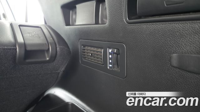 Hyundai Santa Fe (DM) Diesel(e-VGT) 2.0 4WD Premium 2015 — фото 29