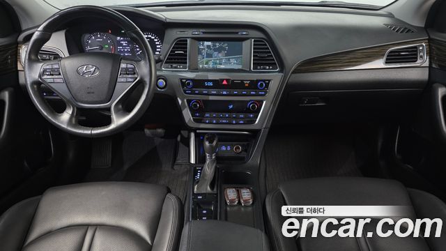 Hyundai Sonata (LF) 2.0 Smart Special 2016 — фото 7
