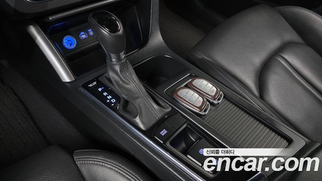 Hyundai Sonata (LF) 2.0 Smart Special 2016 — фото 9