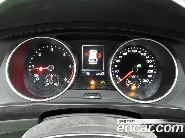Volkswagen Tiguan (II) 2.0 TDI Premium 2020 — фото 8