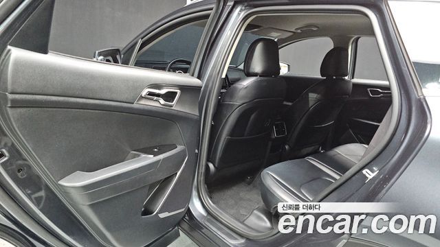 Kia Sportage (V) Gasoline 1.6 Turbo 2WD Prestige 2022 — фото 26