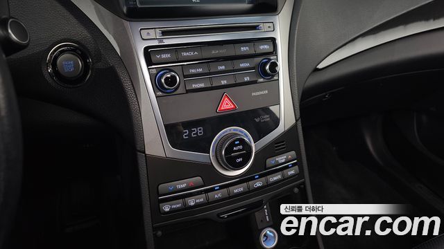 Hyundai Grandeur (HG) HG300 Exclusive Special 2015 — фото 18