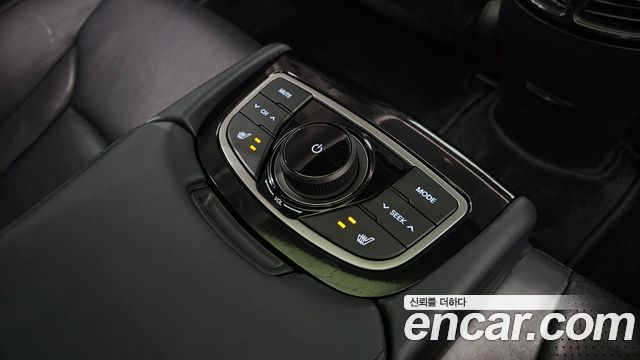 Hyundai Grandeur (HG) HG300 Exclusive Special 2015 — фото 32