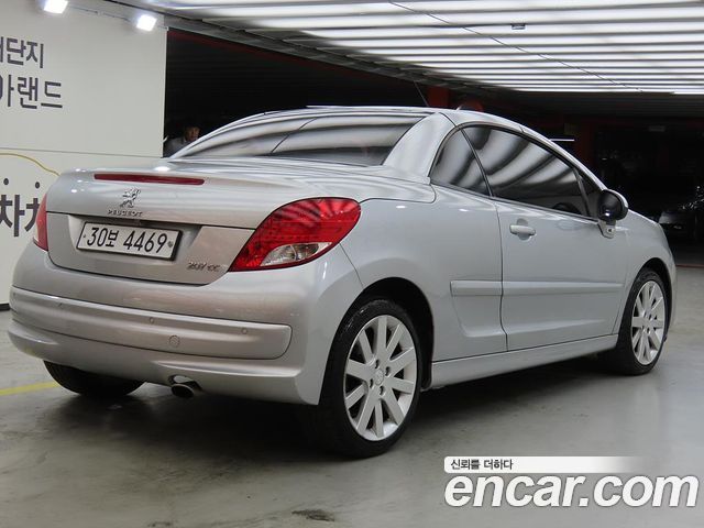 Peugeot 207CC 1.6 First Generation 2014 — фото 3