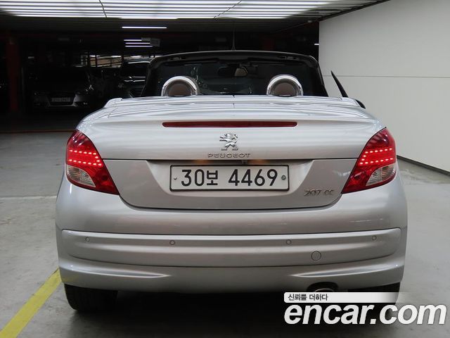 Peugeot 207CC 1.6 First Generation 2014 — фото 6