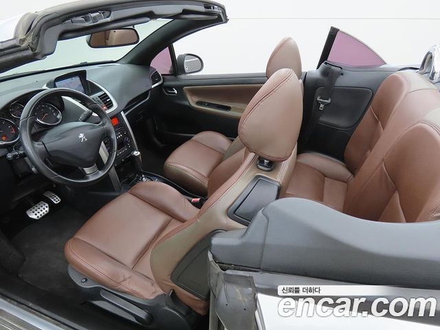 Peugeot 207CC 1.6 First Generation 2014 — фото 9