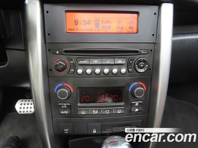Peugeot 207CC 1.6 First Generation 2014 — фото 18