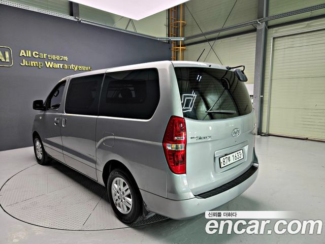 Hyundai Grand Starex Van 3-Seater Smart 2019 — фото 4