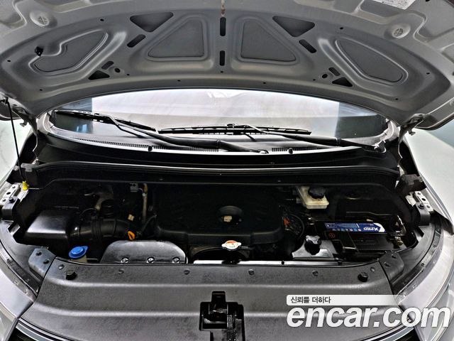 Hyundai Grand Starex Van 3-Seater Smart 2019 — фото 9