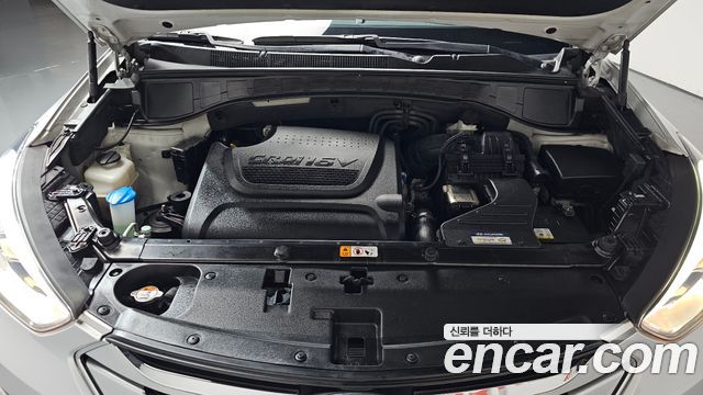 Hyundai Santa Fe (DM) Diesel(e-VGT) 2.0 2WD Morden 2014 — фото 6