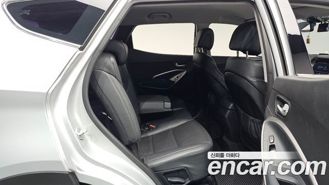 Hyundai Santa Fe (DM) Diesel(e-VGT) 2.0 2WD Morden 2014 — фото 11