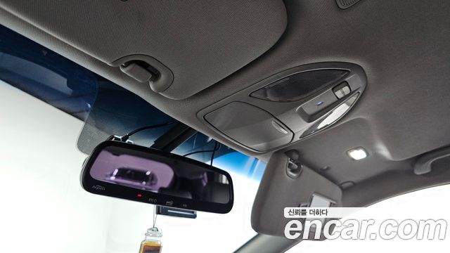 Hyundai Santa Fe (DM) Diesel(e-VGT) 2.0 2WD Morden 2014 — фото 17