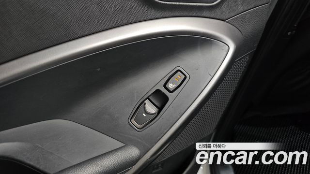 Hyundai Santa Fe (DM) Diesel(e-VGT) 2.0 2WD Morden 2014 — фото 19