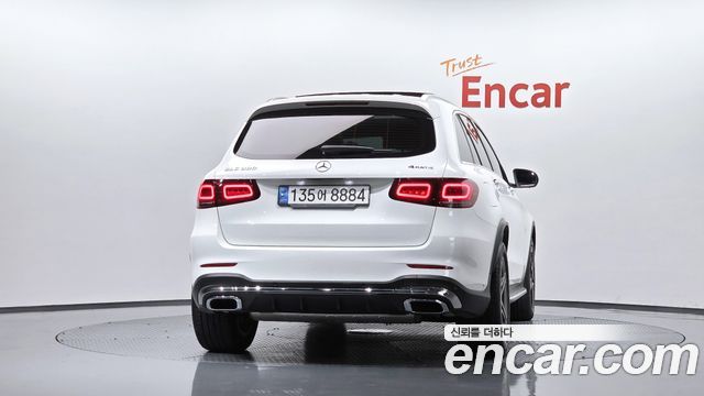 Mercedes-Benz GLC-Class (X253) GLC300 4MATIC 2022 — фото 4