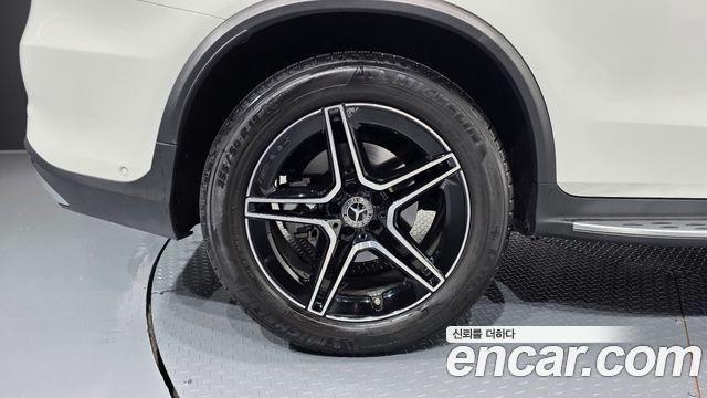 Mercedes-Benz GLC-Class (X253) GLC300 4MATIC 2022 — фото 5